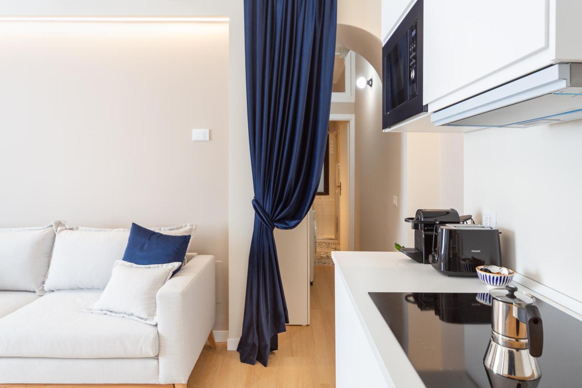 Just Urban - Romantic Navigli Apartment Milan